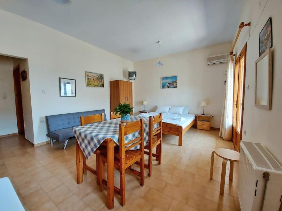 Selfcatering -Studio Helen No 7 Xiropigado Esterno foto